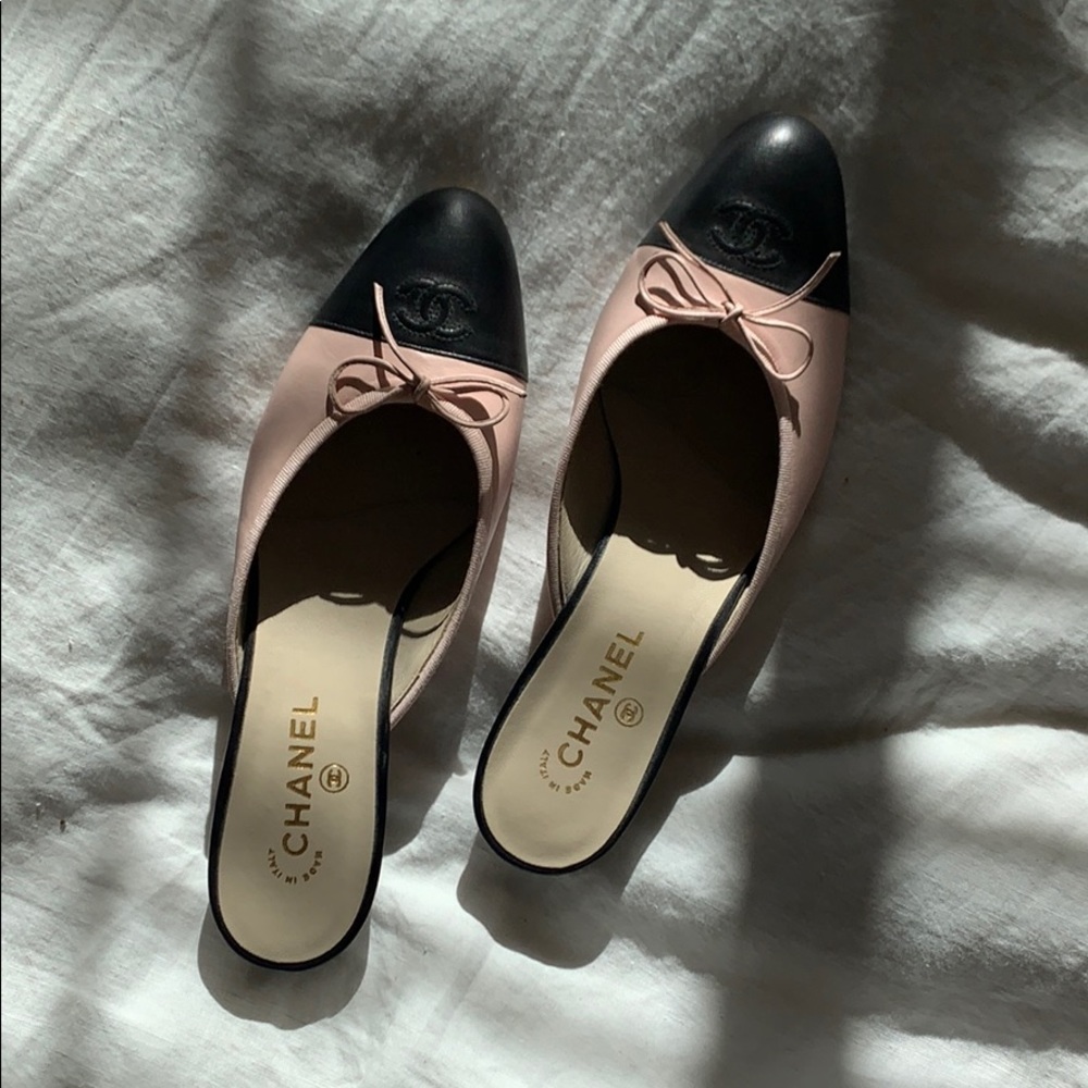 Chanel black and pink CC Logo Leather Mules
